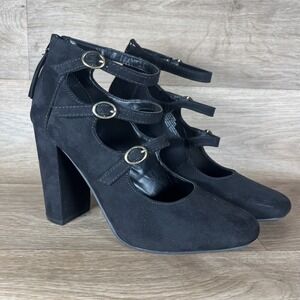 LC Lauren Conrad Black Bell Flower Heels